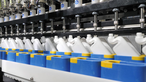 液体の満ちる生産ライン4KW 5000bphをきれいにする洗面所