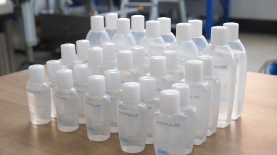 水クリームの詰物のための化粧品の満ちるおおう生産ライン